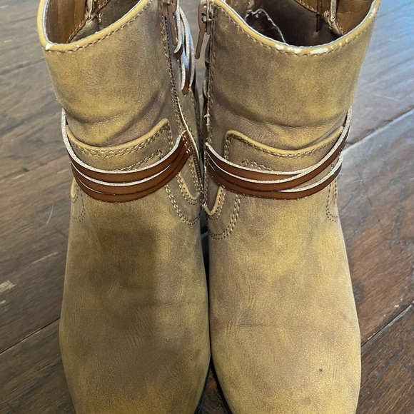 Brown Ankle Boots - Picture 6 of 6